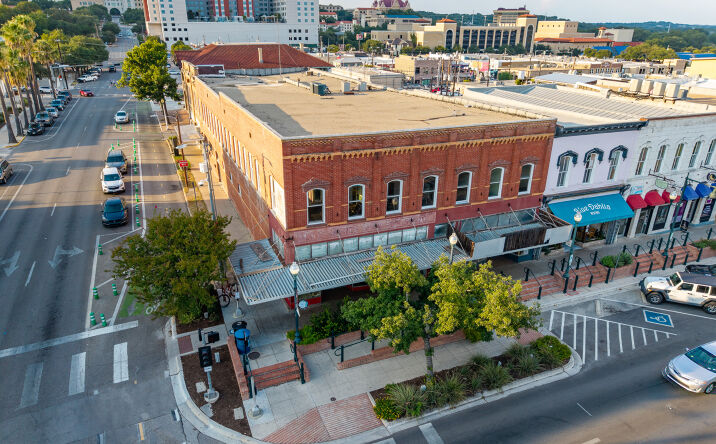 Pictures of Mixed Use, Retail property located at 101-105 E Hopkins St, San Marcos, TX 78666 for sales - image #1