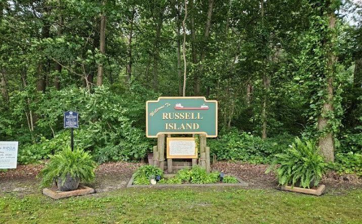 Pictures of Land property located at 304 Kama Ct., Clay Twp. (Russell Island), MI 48001 for sales - image #1