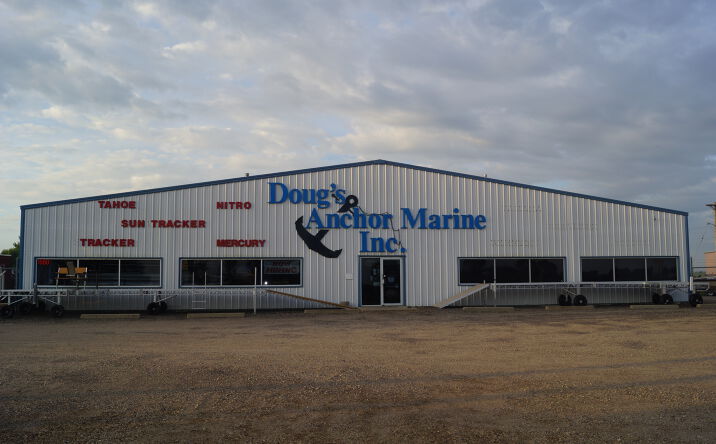 Pictures of Business for Sale, Retail property located at 1560 SD-20, Watertown, SD 57201 for sales - image #1