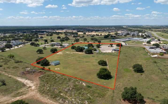 Pictures of Land property located at 3900 Shell Rd, Georgetown, TX 78628 for sales - image #1