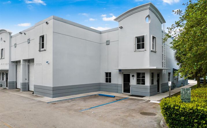 Pictures of Industrial property located at 2451 NW 109th Ave # 6, Sweetwater, FL 33172 for sales - image #1