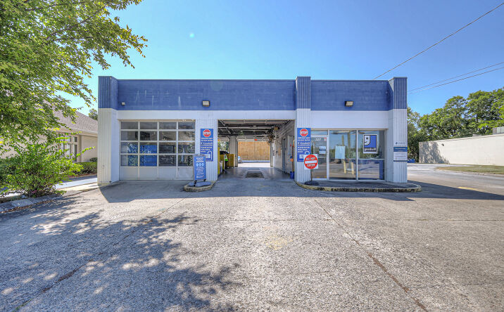 Pictures of Land, Mixed Use, Retail, Special Purpose property located at 327 W Main St, Hendersonville, TN 37075 for sales - image #1