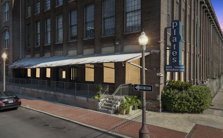 Pictures of Retail property located at 1051 Annunciation St, New Orleans, LA 70130 for sales - image #1