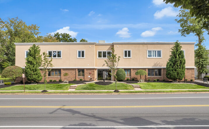 image of property at 727 RARITAN RD STE 103 Clark NJ 07066