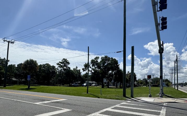 Pictures of Land property located at 15 E Fee Ave, Melbourne, FL 32901 for sales - image #1