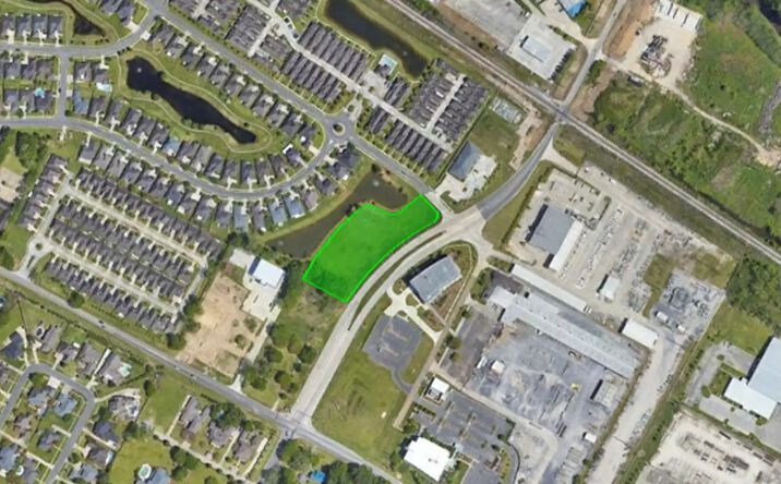 Pictures of Land property located at Pecue Lane and Jamestown Blvd, Village St. George, LA 70810 for sales - image #1