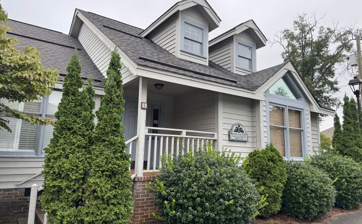 Pictures of Office property located at 16 Mills Ave, Greenville, SC 29605 for sales - image #1