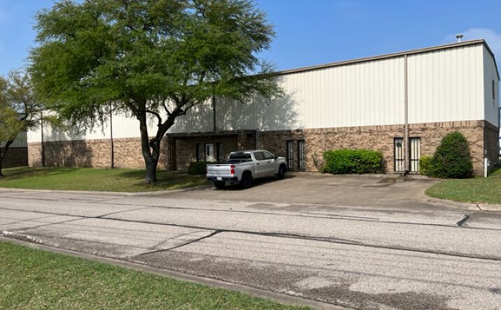 Pictures of Industrial property located at 410 Dodge Dr, Temple, TX 76504 for sales - image #1