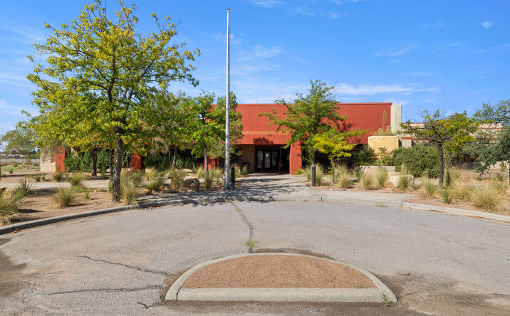 Pictures of Office, Special Purpose property located at 4201 Del Rey Blvd, Las Cruces, NM 88012 for sales - image #1