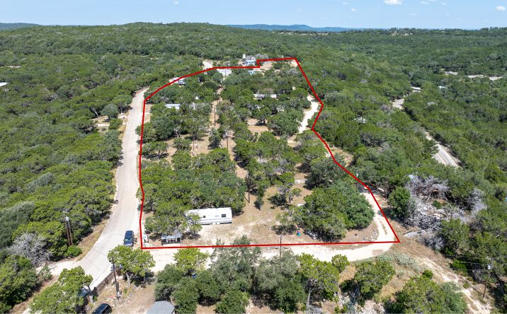 Pictures of Mobile Home Park property located at 560 Mountain Dr, Lakehills, TX 78063, Lakehills, TX 78063 for sales - image #1