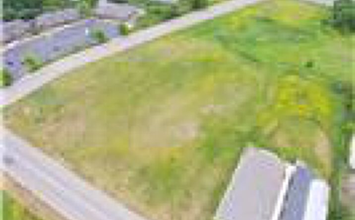 Pictures of Land property located at 2212 Jefferson St, Alexandria, MN 56308 for sales - image #1