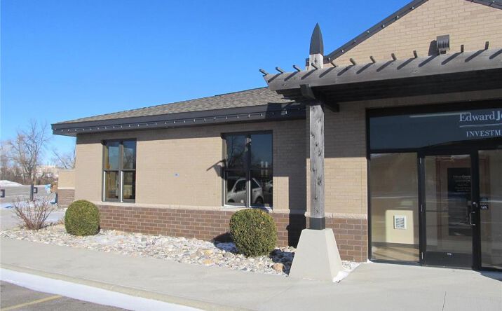 Pictures of Office property located at 2633 Jefferson St #702B, Alexandria, MN 56308 for sales - image #1