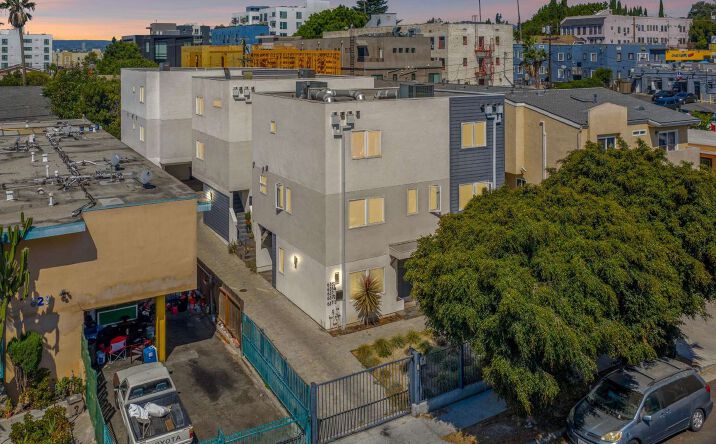 Pictures of Multifamily property located at 635 N Harvard Blvd, Los Angeles, CA 90004 for sales - image #1