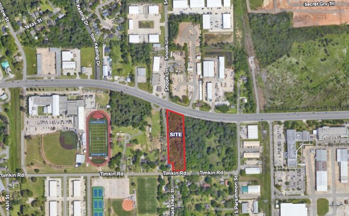 Pictures of Land property located at 201 S Persimmon St, Tomball, TX 77375 for sales - image #1