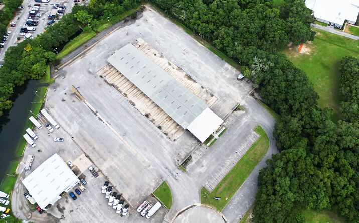 Pictures of Industrial property located at 141 Industrial Boulevard, Pensacola, FL 32505 for sales - image #1