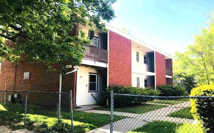 Pictures of Multifamily property located at 1209 39th Avenue, Rockford, IL 61109 for sales - image #1