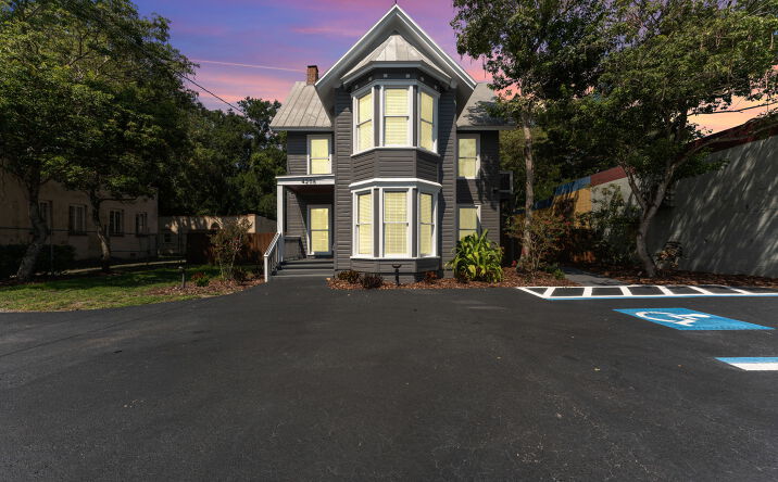 Pictures of Office property located at 4206 N Nebraska Ave, Tampa, FL 33603 for sales - image #1