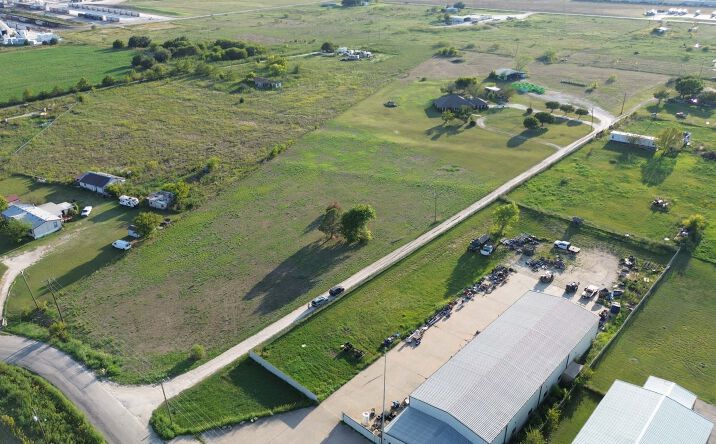 Pictures of Land property located at 4005 Windmill Rd, Joshua, TX 76058 for sales - image #1