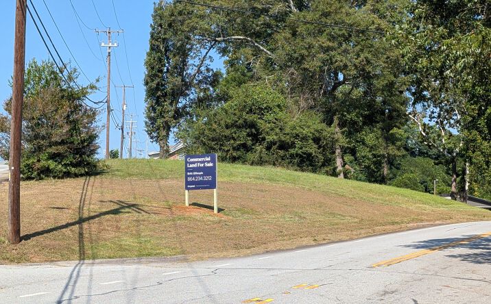 Pictures of Land property located at 125 E 2nd Ave, Easley, SC 29640 for sales - image #1