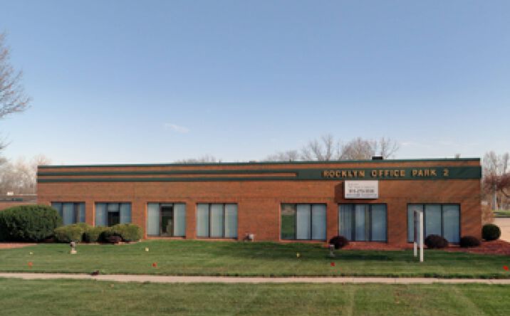 Pictures of Office property located at 6901 Hickman Rd, Urbandale, IA 503224805 for sales - image #1