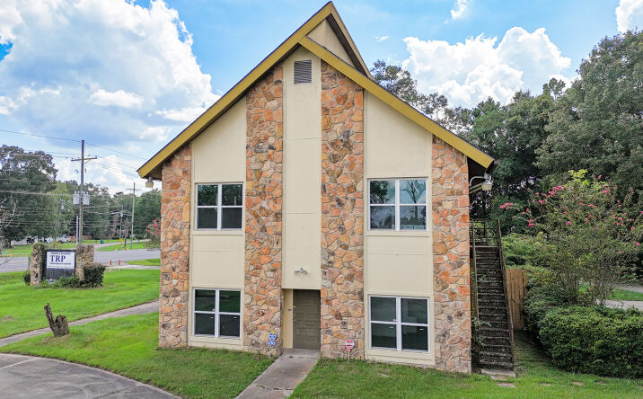 Pictures of Office property located at 1783 Florida Ave SW, Denham Springs, LA 70726 for sales - image #1