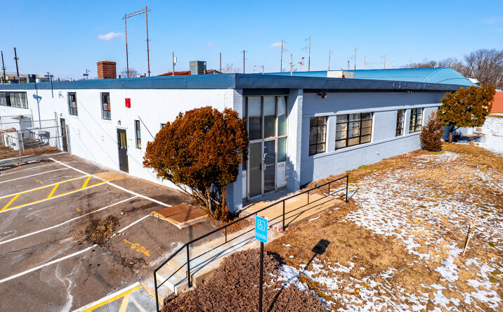 Pictures of Industrial property located at 569 Joyce Kilmer Ave, New Brunswick, NJ 08901 for sales - image #1