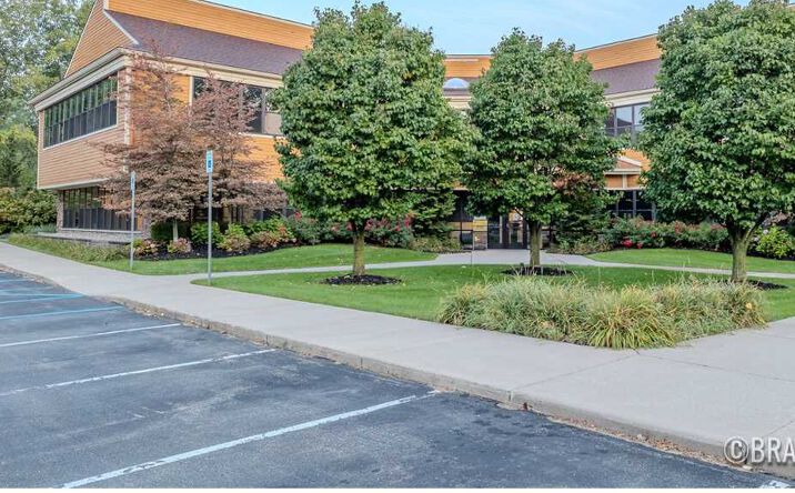 Pictures of Office property located at 4301 Canal Ave SW, Grandville, MI 49418 for sales - image #1