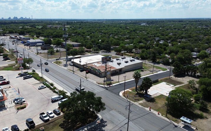 Pictures of Retail property located at 3570-3580 Culebra Rd, San Antonio, TX 78228 for sales - image #1