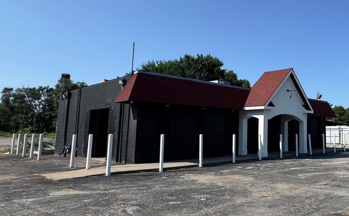 Pictures of Industrial property located at 1034-1036 N Agnes Ave, Kansas City, MO 64120 for sales - image #1