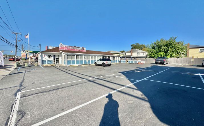 Pictures of Business for Sale, Retail property located at 4257 Austin Boulevard, Hempstead, NY 11558 for sales - image #1