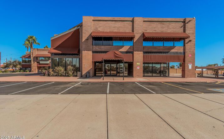 Pictures of Industrial property located at 2727 W GLENDALE Avenue UL, Phoenix, AZ 85051 for sales - image #1
