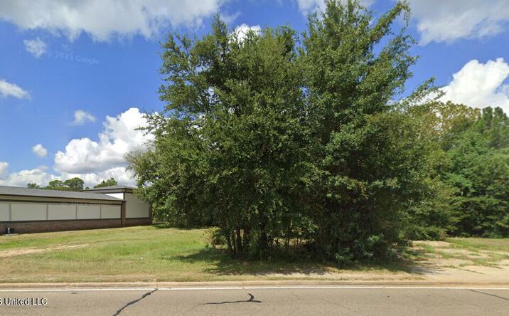 Pictures of Land property located at 10337 Lemoyne Boulevard, D'iberville, MS 39540 for sales - image #1
