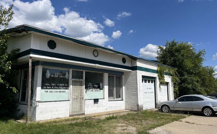 Pictures of Special Purpose property located at 1536 S Main Street, South Bend, IN 46613 for sales - image #1
