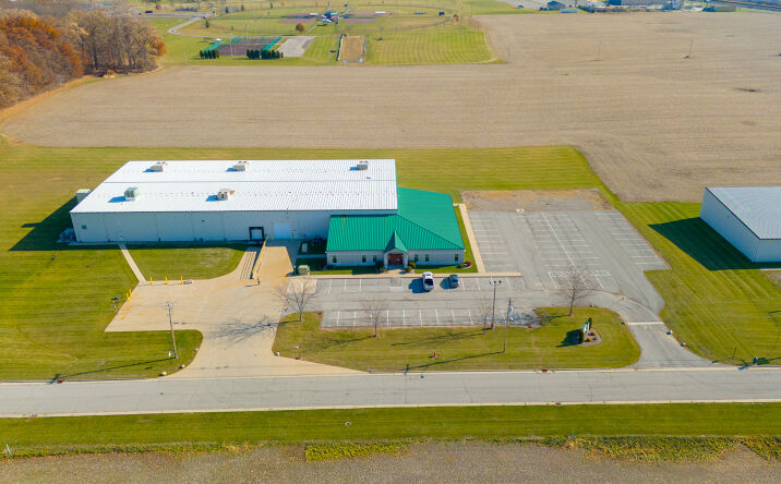 Pictures of Industrial property located at 118 Industrial Dr, Edgerton, OH 43517 for sales - image #1