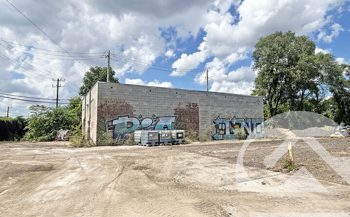 Pictures of Industrial property located at 8053 Military St, Detroit, MI 48204 for sales - image #1