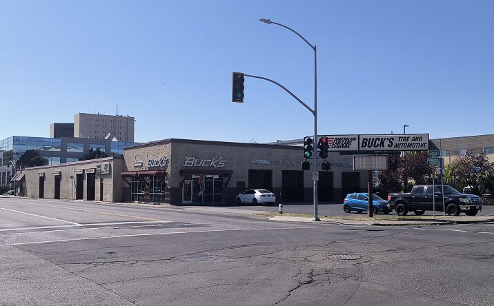 Pictures of Industrial, Mixed Use, Office, Retail property located at 902 N Monroe St, Spokane, WA 99201 for sales - image #1