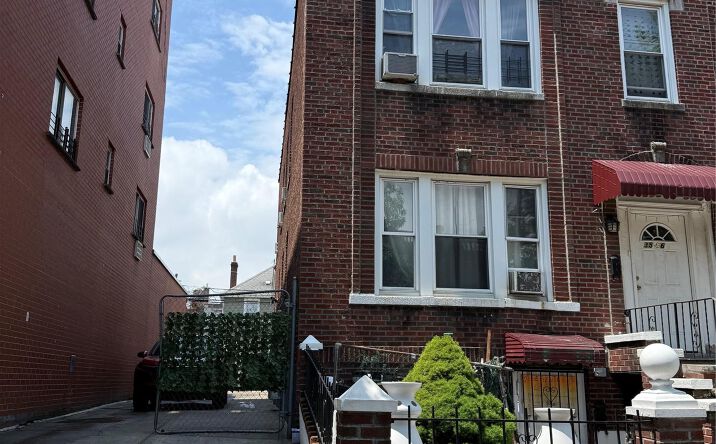 Pictures of Multifamily property located at 35-46 92nd St, Jackson Heights, NY 11372 for sales - image #1
