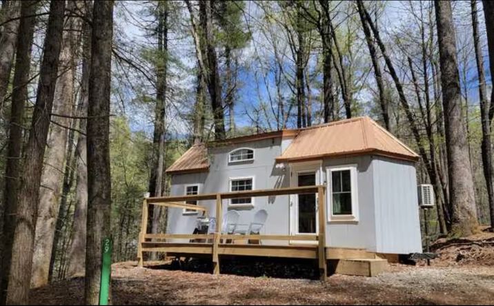Pictures of Multifamily, Special Purpose property located at 1 Tiny Wy, Suches, GA 30572 for sales - image #1