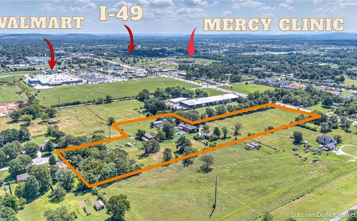 Pictures of Retail property located at 5402 Elm Springs Road, Springdale, AR 72762 for sales - image #1
