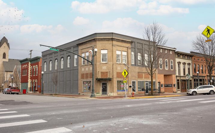 Pictures of Mixed Use property located at 50-52 S Main Street, London, OH 43140 for sales - image #1