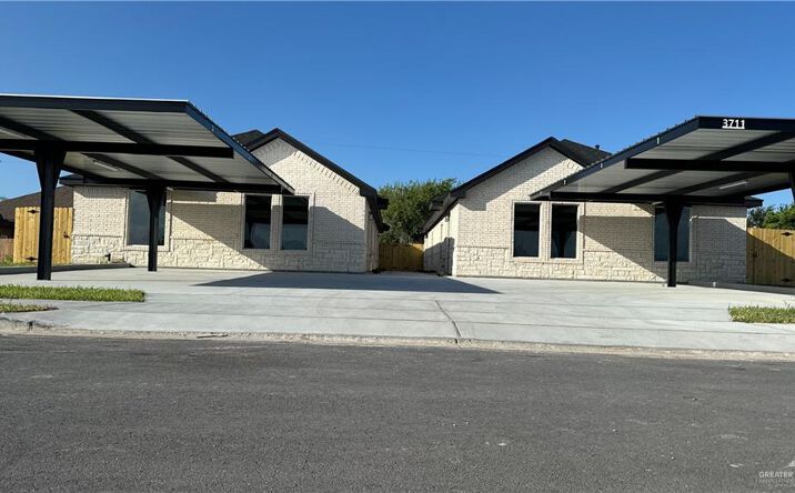 Pictures of Multifamily property located at 3707 Chapa Avenue, Palmview, TX 78574 for sales - image #1