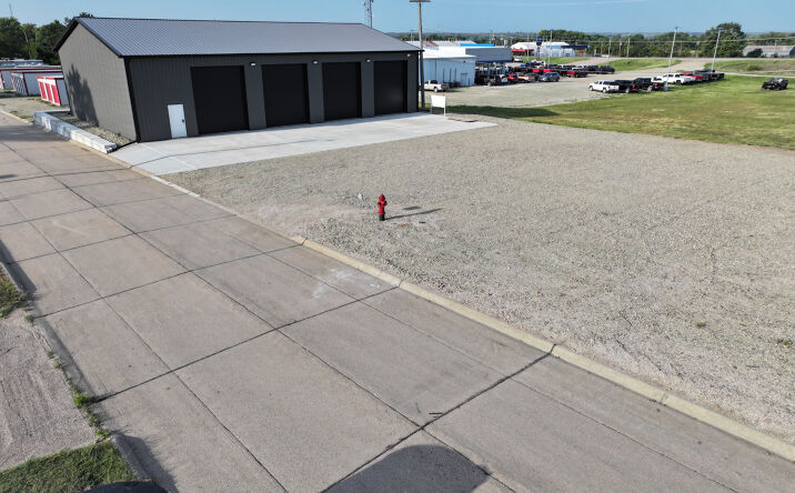 Pictures of Mixed Use, Self Storage property located at 905 Kauk Ave, Alma, NE 68920 for sales - image #1