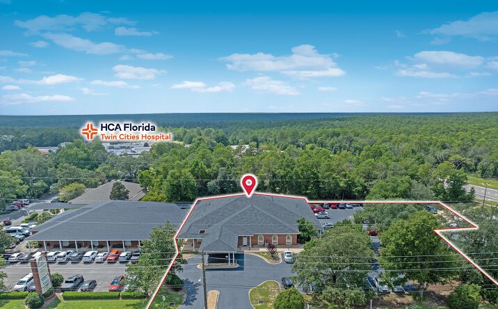 Pictures of Office property located at 554 FL-85, Niceville, FL 32578 for sales - image #1
