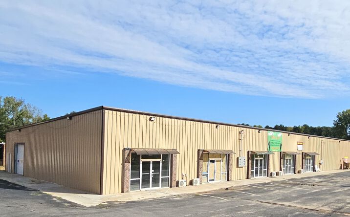 image of property at 2485 LITHONIA INDUSTRIAL BLVD Lithonia GA 30058-7642