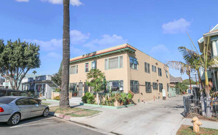 Pictures of Multifamily property located at 433-439 W 9th St, Long Beach, CA 90813 for sales - image #1