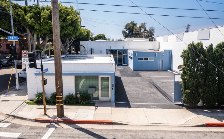 Pictures of Office property located at 1762 14th St, Santa Monica, CA 90404 for sales - image #1