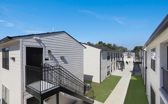 Pictures of Multifamily property located at 4380 Mohican-Prescott Crossover, Baton Rouge, LA 70805 for sales - image #1