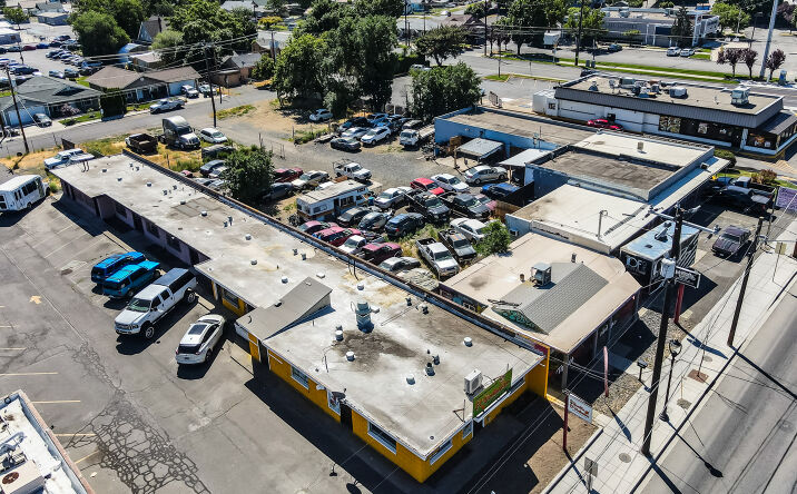 Pictures of Mixed Use, Retail property located at 1005-1009 N 1st Street, Yakima, WA 98901 for sales - image #1
