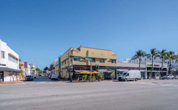 image of property at 861 WASHINGTON AVE Miami Beach FL 33139-5802