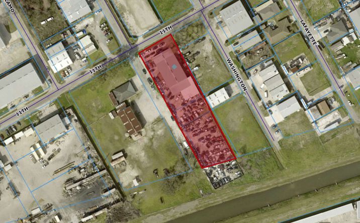 Pictures of Office, Industrial property located at 2304 11th St, Harvey, LA 70058 for sales - image #1